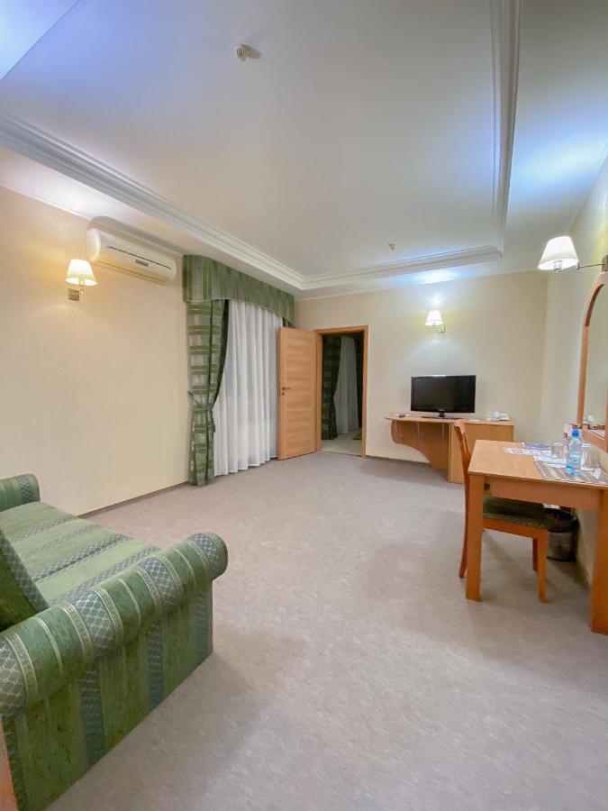 Hotel חרסון מראה חיצוני תמונה